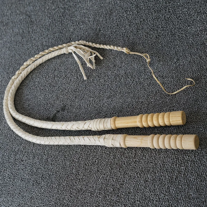 Хлыст для дрессировки собак из – обзор и цена Leatherwork Training